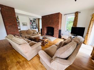 Photo 13- click for photo gallery